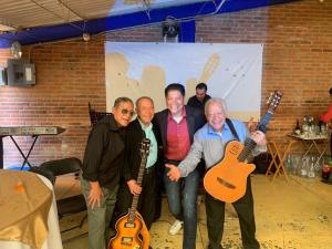 Alternando con el grupazo, orgullo ixtlahuaquense: LOS IXTLAS.