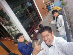 Previa a la grabación de YA DEJA DE LLAMARME AMOR, en Restaurante NIRVANA.